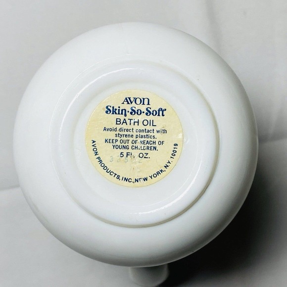 Vintage Avon Delft Blue Pitcher and Bowl EMPTY Milk Glass Floral Design - Picture 14 of 16